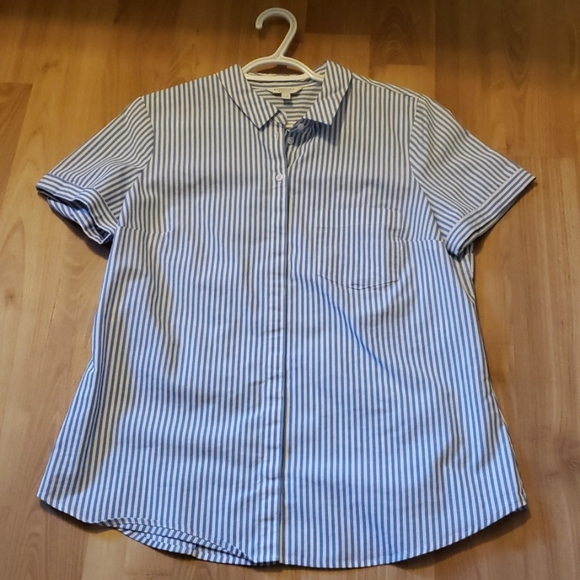 Blue and White Button Down Top - Picture 2 of 4